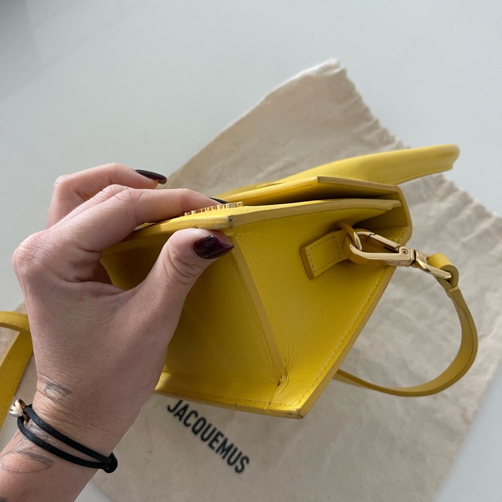 SOLD!!! Jacquemus Le Chiquito Moyen bag authentic with receipt - Picture 3 of 16